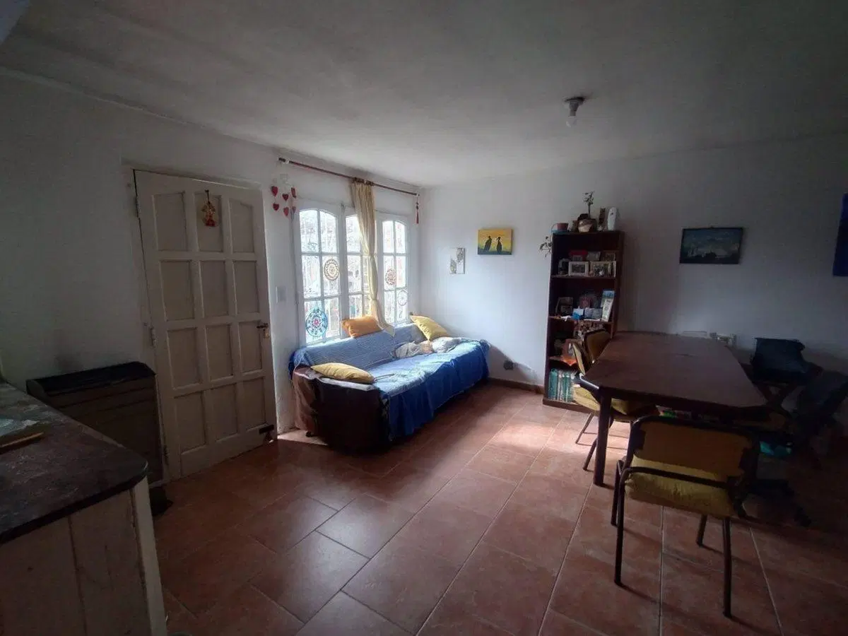 VENTA CASA 4 AMB + UN DPTO 3 AMB MAR DEL PLATA 5