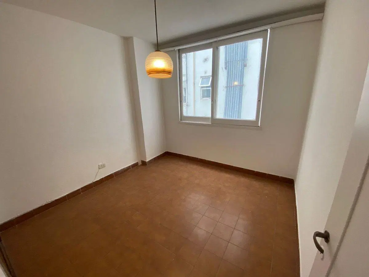 Venta Departamento 3 ambientes Plaza Colon 3