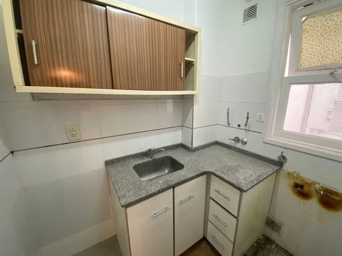 Venta Departamento 3 ambientes Plaza Colon 5