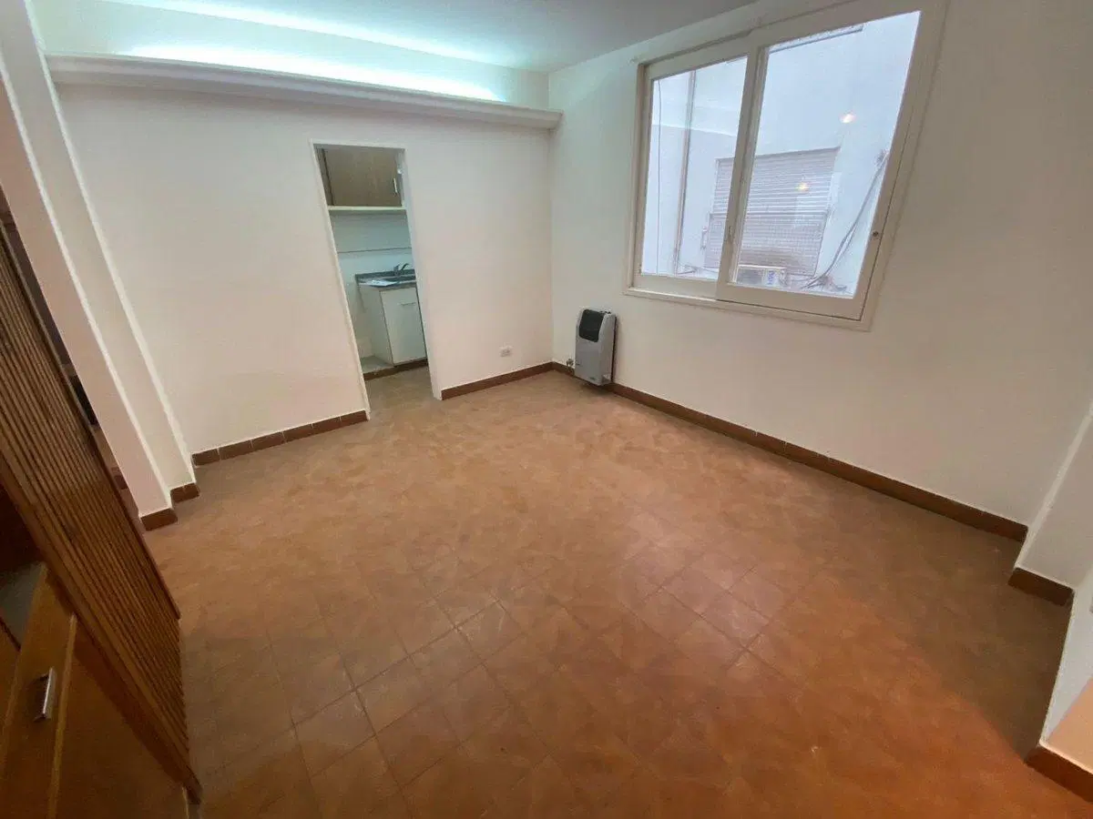 Venta Departamento 3 ambientes Plaza Colon 2