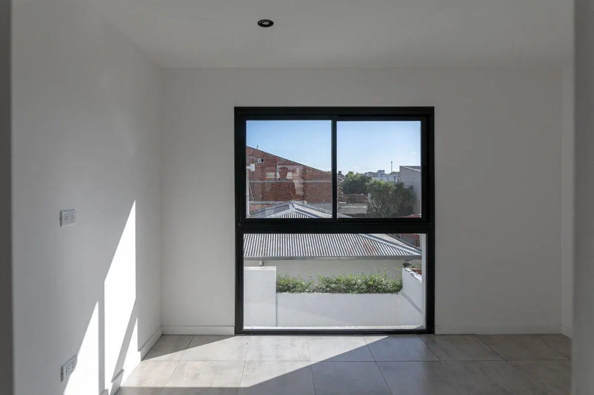 VENTA PH 2 AMB CON TERRAZA Y PARRILLA SAN JOSE 2