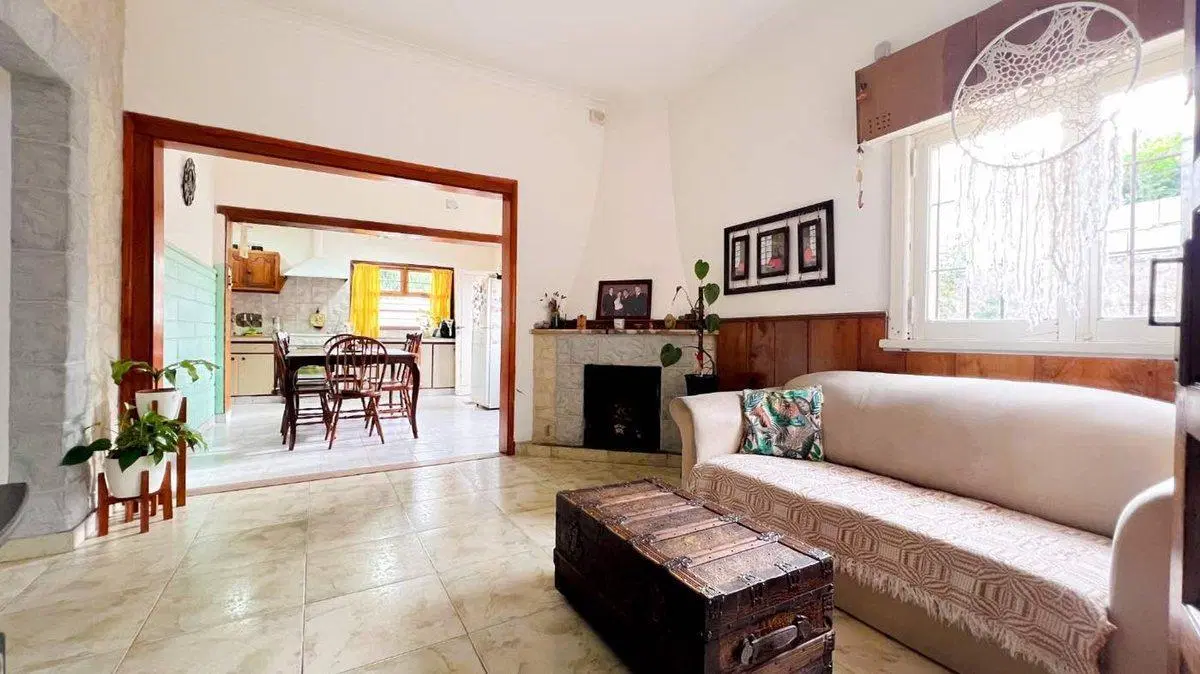 VENTA CASA 4 AMB GARAGE TIPO QUINCHO OPORTUNIDAD! 3