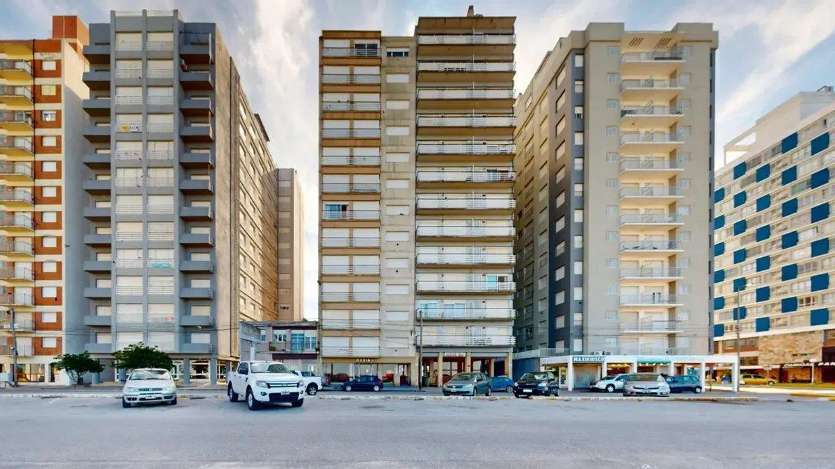VENTA DE DEPARTAMENTO EN MIRAMAR MUY LUMINOSO 4