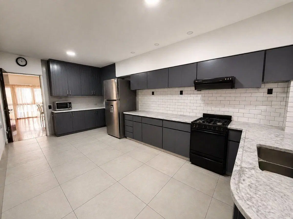 Venta Piso 5 amb Vista al MarCochera Santa Cecilia 4