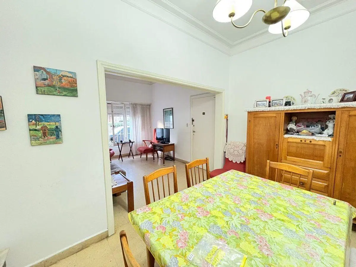Venta depto 4 ambientes + dependecia Miramar 3