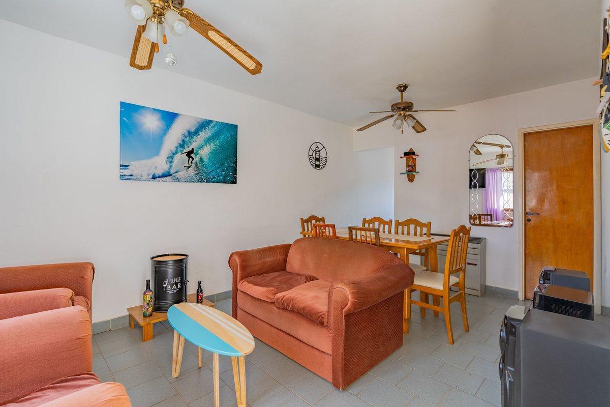 Foto de VENTA CASA 3 AMBIENTES EXCELENTE ESTADO ETCHEPARE, imagen 4