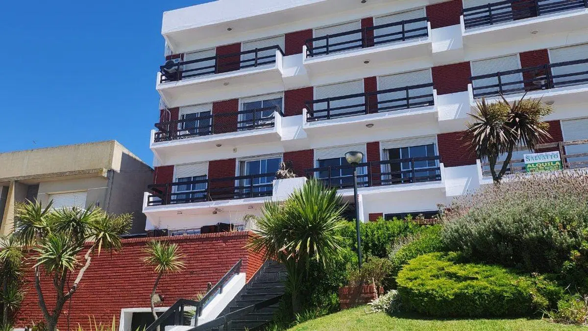Venta Dpto 4 ambientes frente al Mar amoblado 4