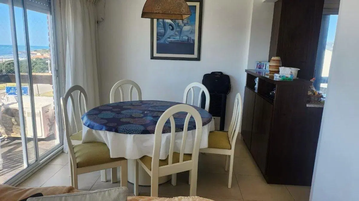 Venta Dpto 4 ambientes frente al Mar amoblado 3