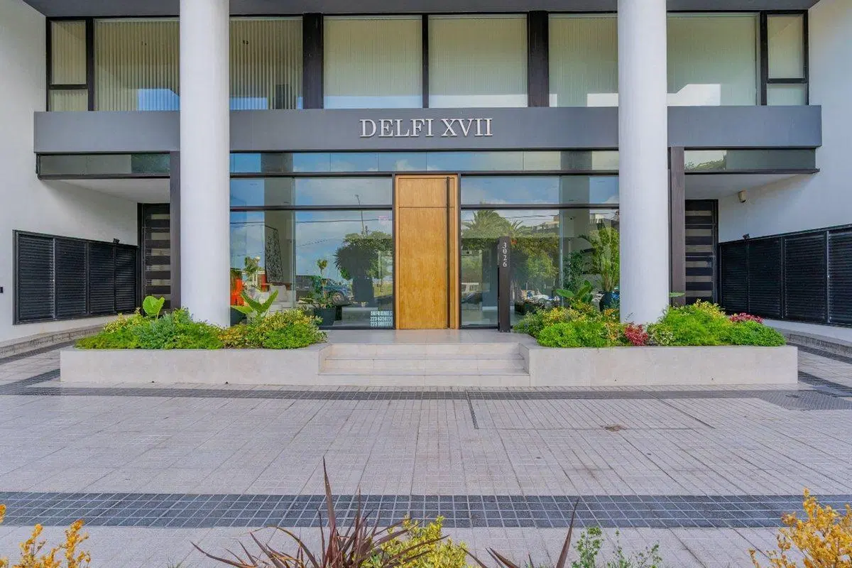 VENTA DEPARTAMENTO 3 AMB  CON COCHERA DELFI XVII 2