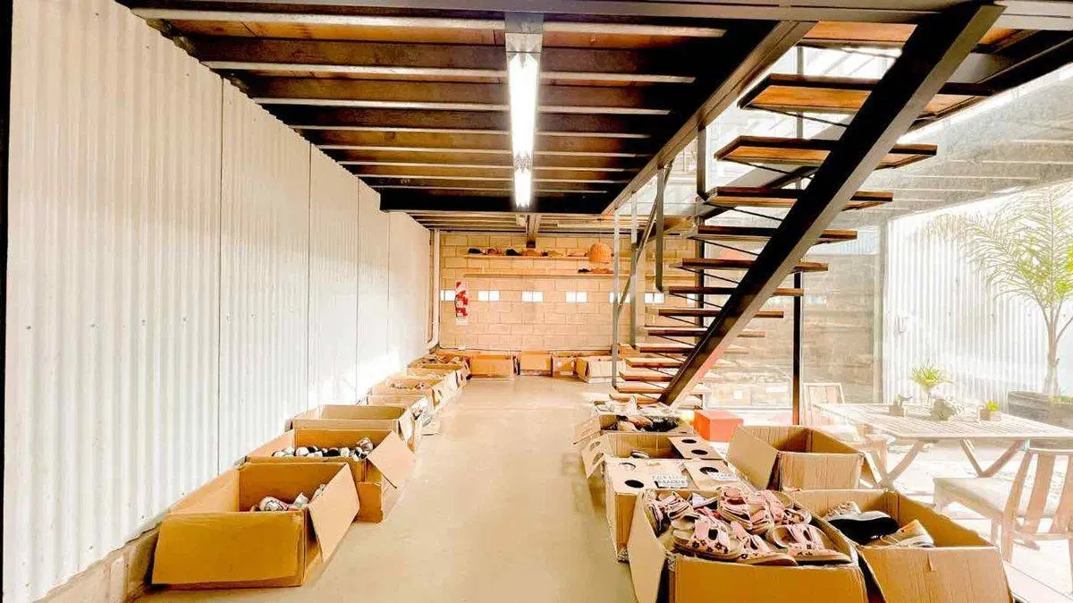 VENTA FABRICA/CASA LA SERENA MODERNA 5