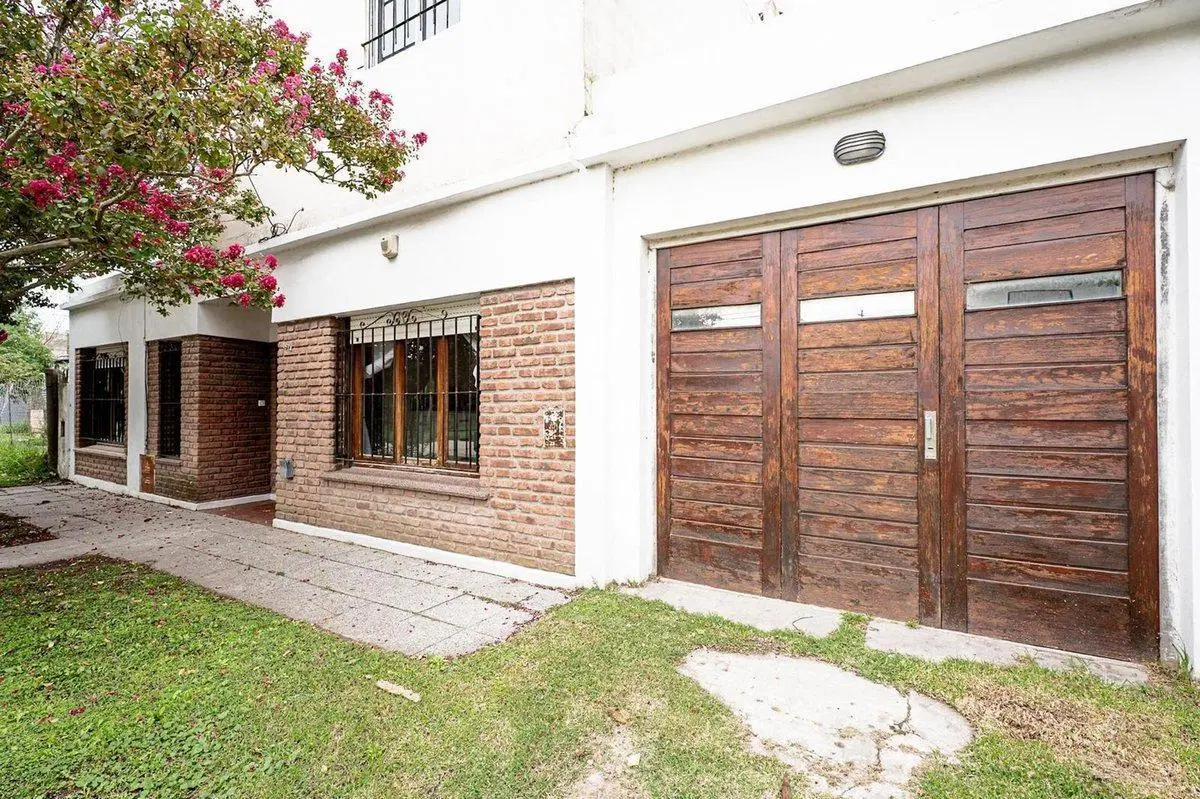 VENTA CASA 5 AMBIENTES CAISAMAR 5