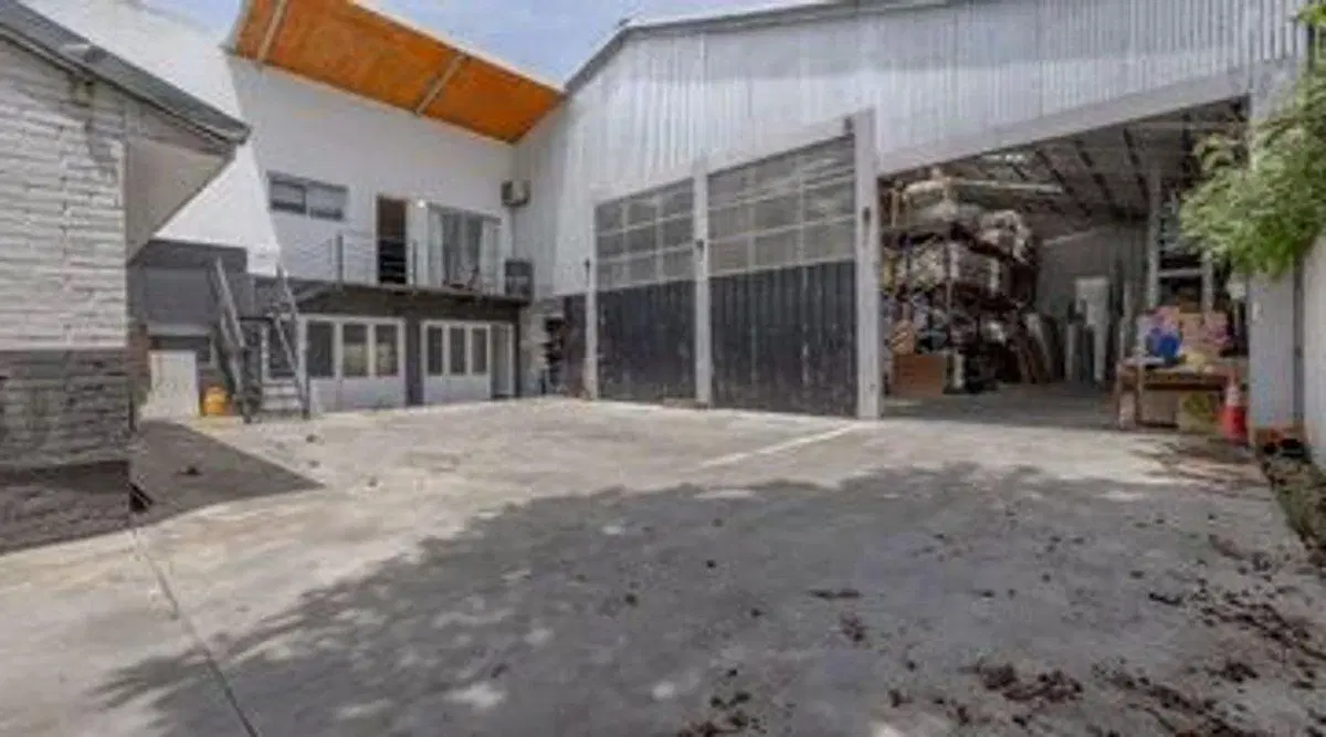 Alquiler Galpón a estrenar 429m2 Libertad y Chile 5