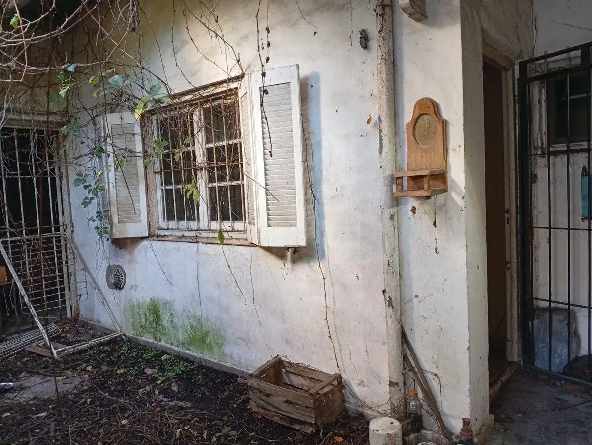 Venta ph 90 m2 cubiertos a reciclar, Chauvin 2