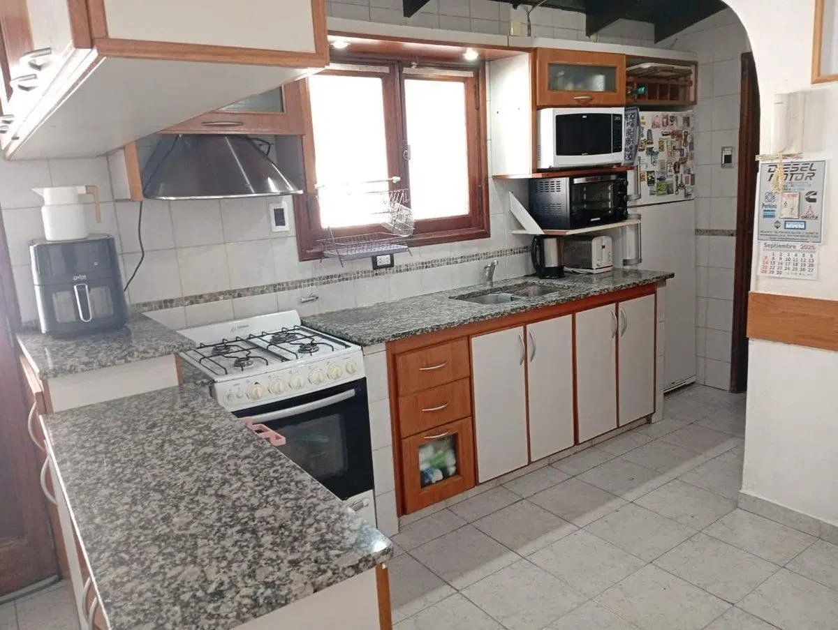 VENTA CASA 4 AMB + GALPON Y PATIO - EL GAUCHO 4