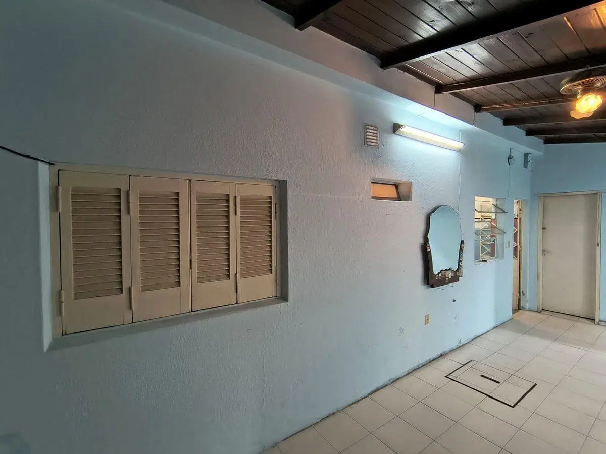 VENTA CASA 3 AMB + DEPTO 2 AMB B.Florencio Sanchez 5