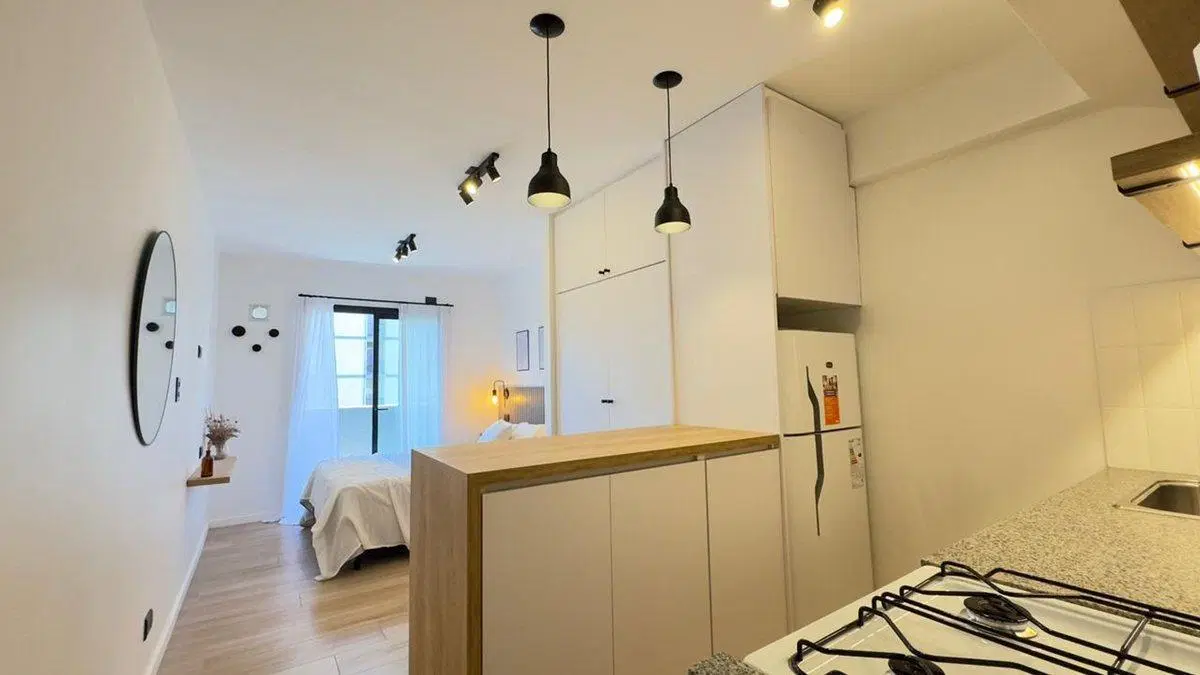 VENTA MONOAMBIENTE A ESTRENAR AL FRENTE CON BALCÓN 3