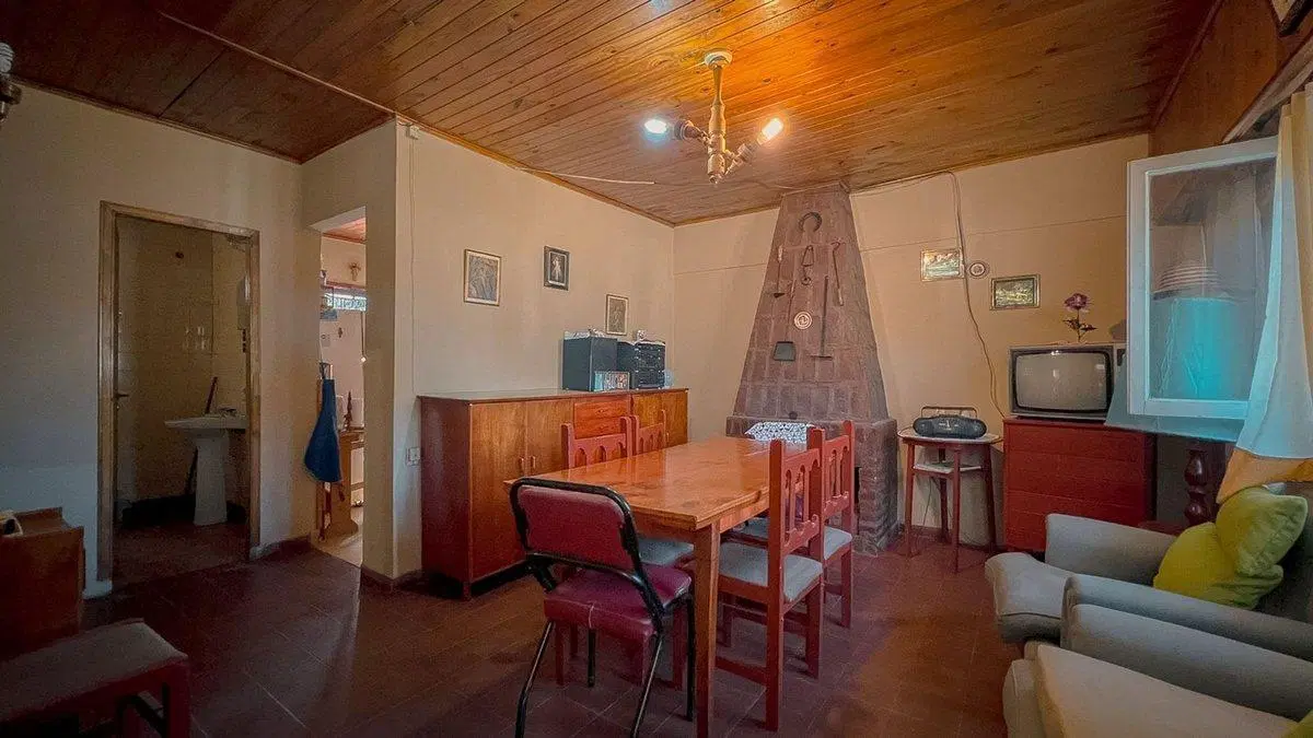 VENTA CASA 4 AMB. BARRIO LIBERTAD /APTA CREDITO 5