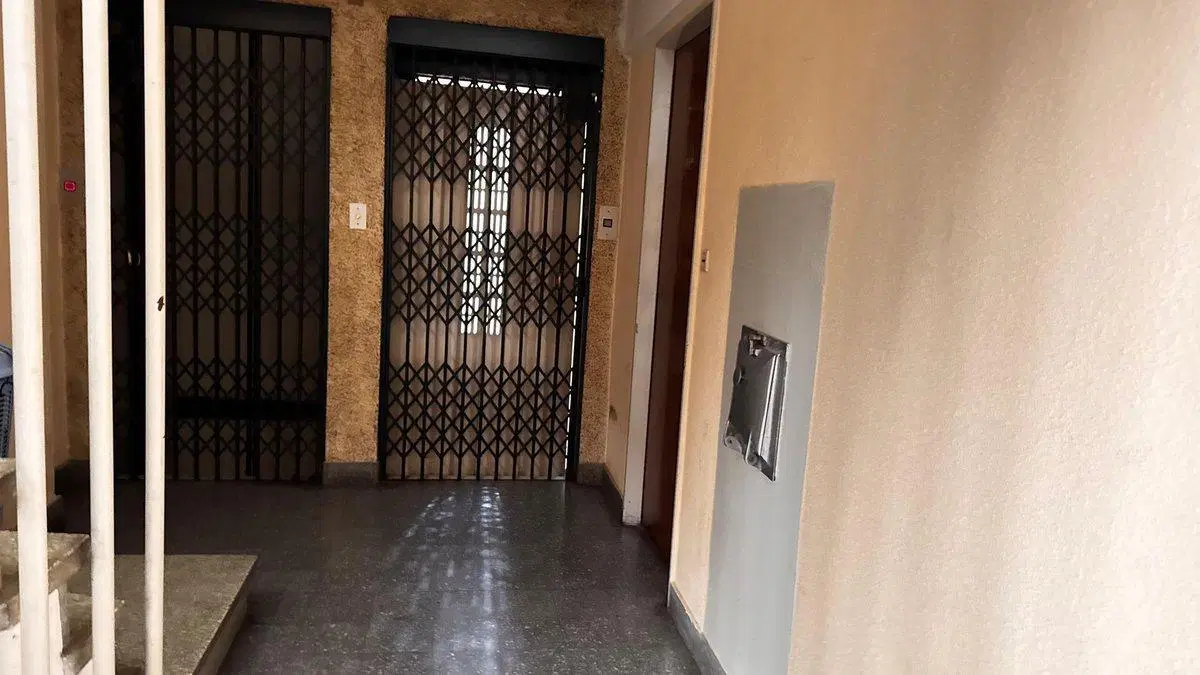 VENTA MONOAMBIENTE AL FRENTE CON BALCON 8
