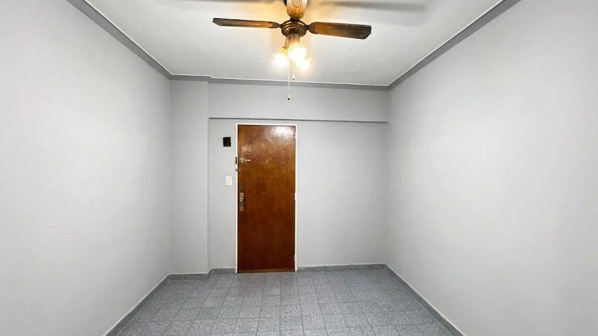 VENTA MONOAMBIENTE AL FRENTE CON BALCON 4