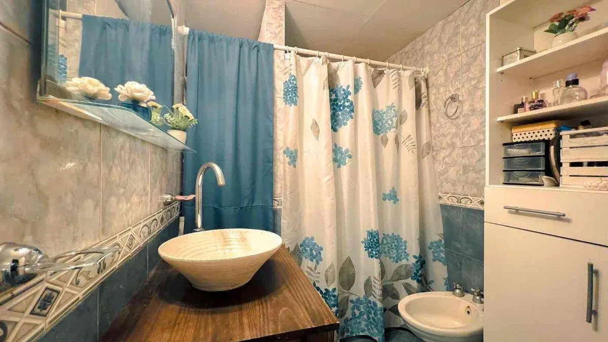 VENTA CASA 4 AMB. SOBRE LOTE DE 600M2 3