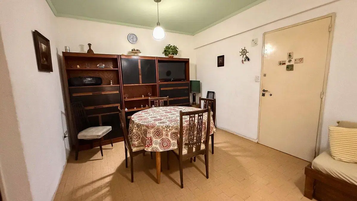 VENTA 2 AMB CON COCHERA ZONA ALDREY 4