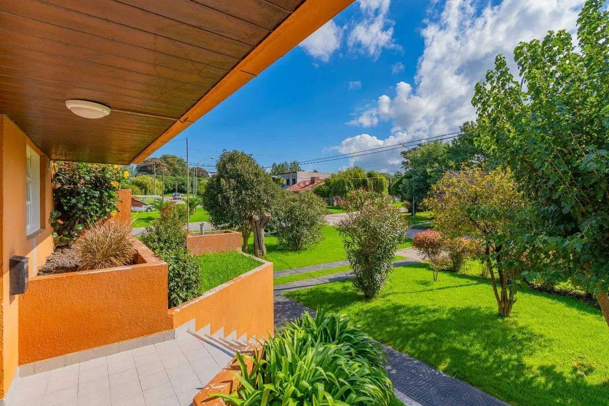 VENTA CASA 4 AMBIENTES PATIO PARILLA P MOGOTES 5