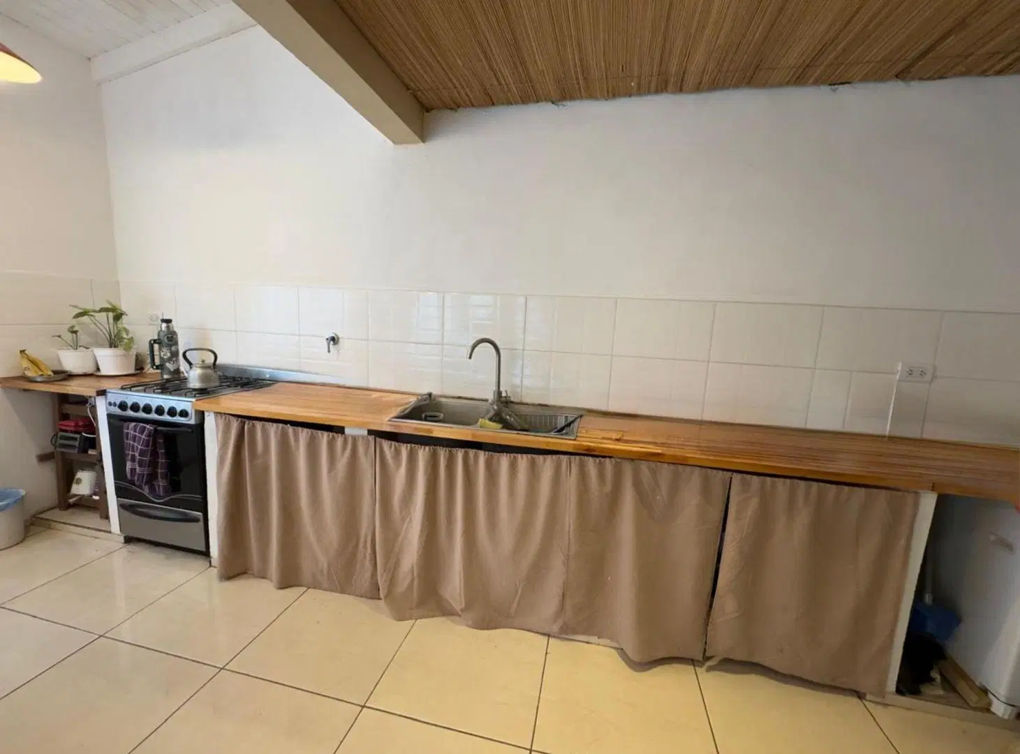 VENTA CASA 4 AMBIENTES MODERNA SANTA CLARA GAS 2