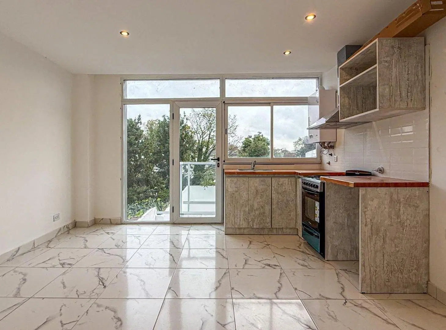 VENTA Departamento 2 ambientes a estrenar La Perla 4
