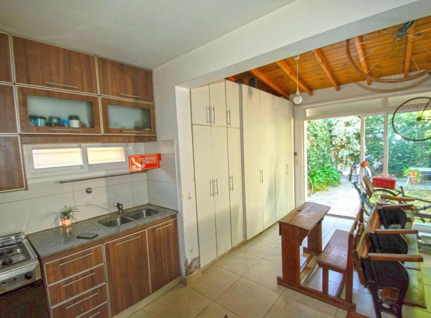 VENTA CASA PH INDEP 3 AMBIENTES CON PARQUE 4