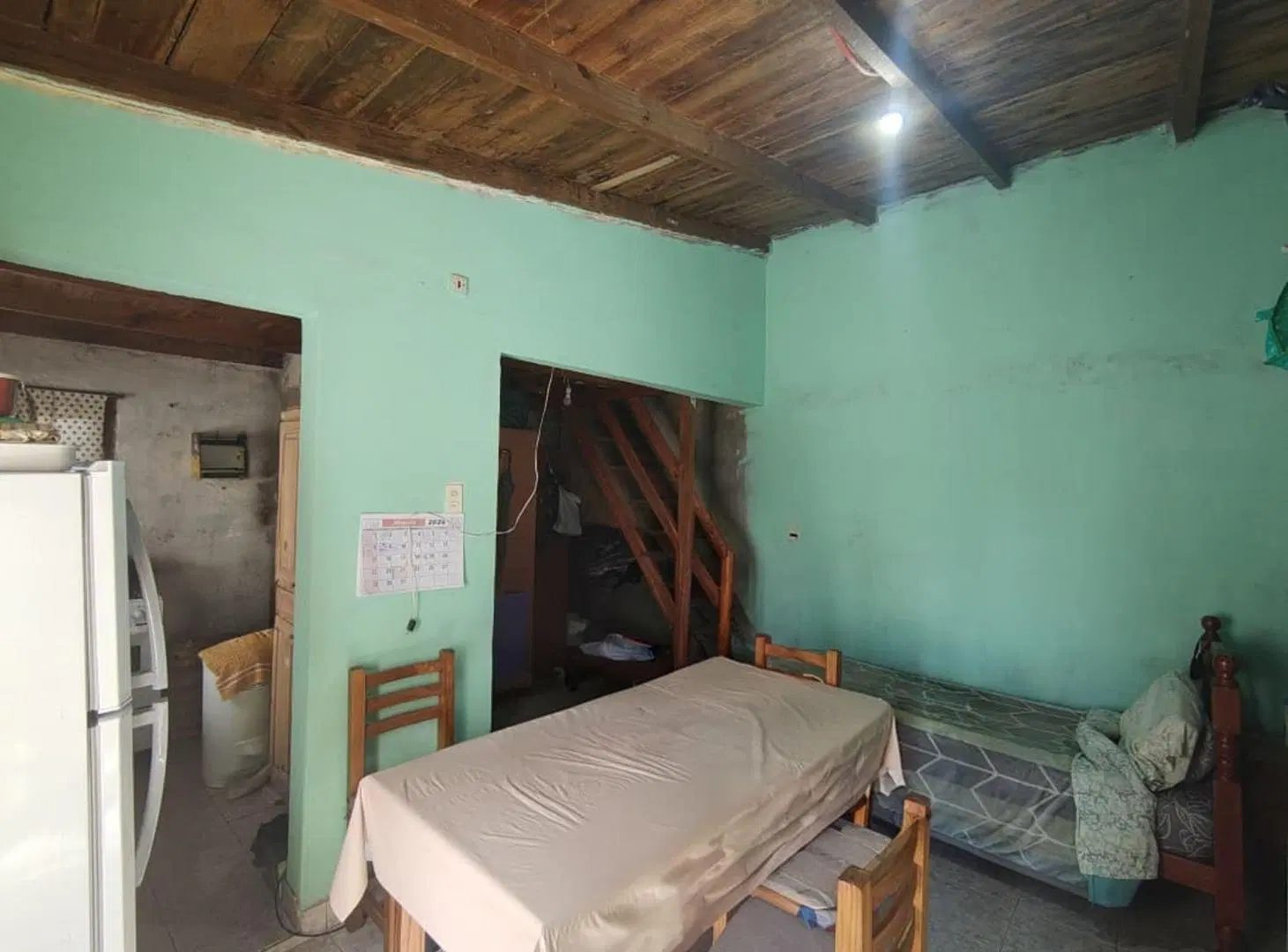 VENTA Casa 3 ambientes con gran parque Las Dalias 4