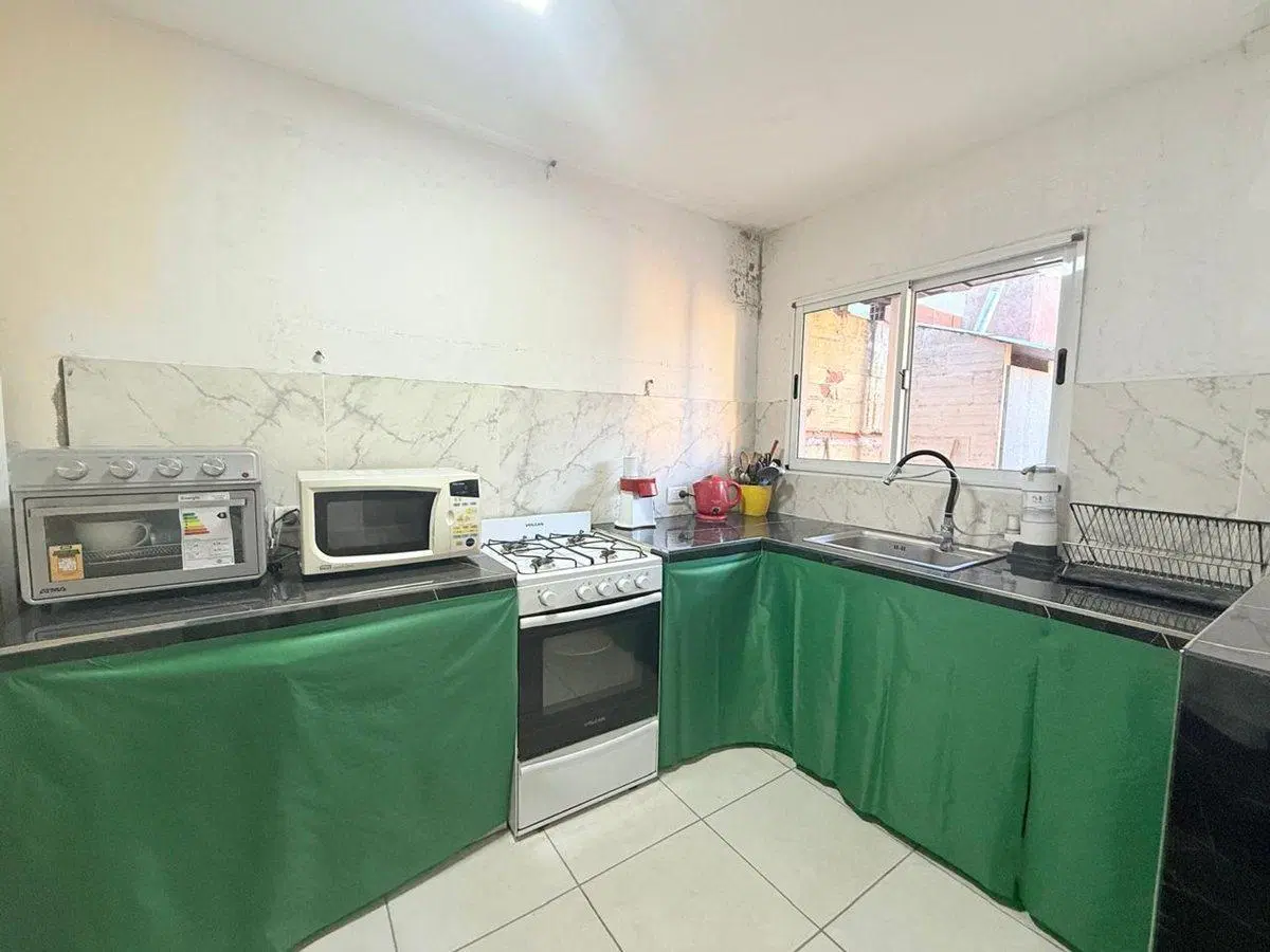 VENTA PH 3 AMBIENTES CON PATIO EN LAS AVENIDAS 4