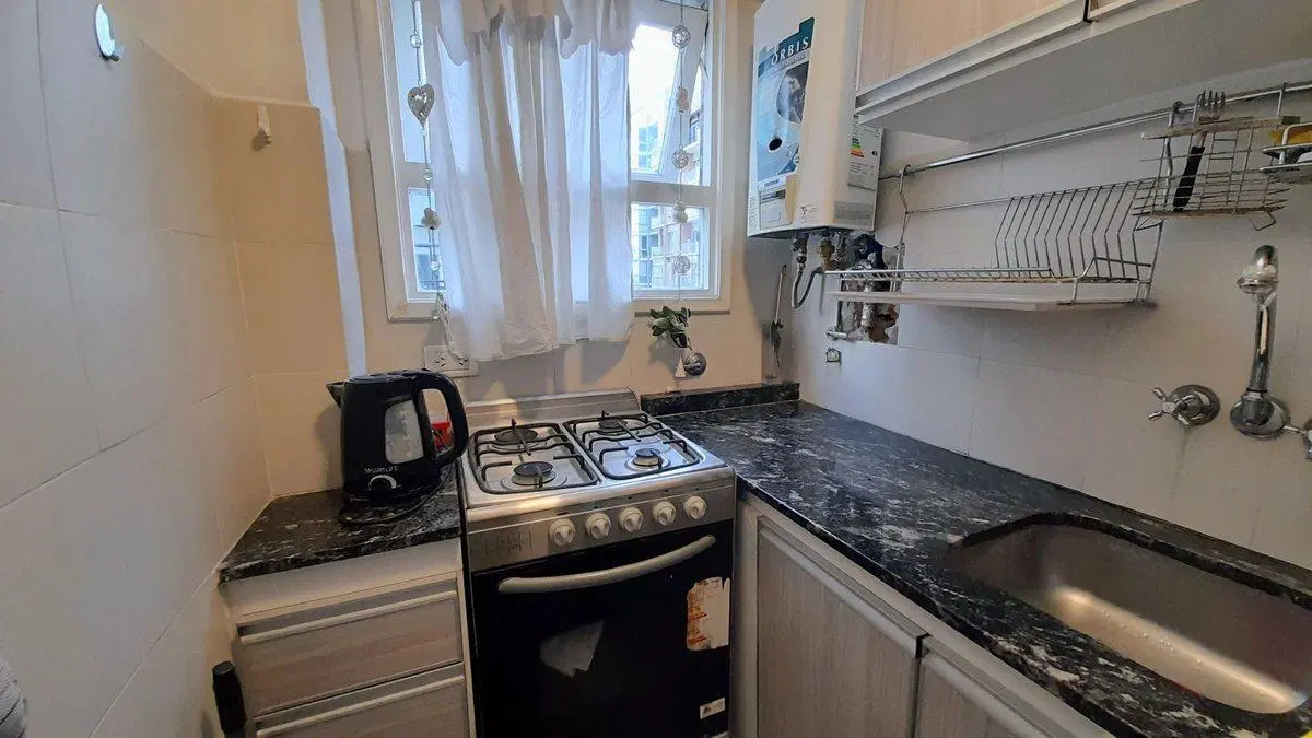 VENTA DPTO. 2 AMB. C/BALCON RECICLADO ZONA GUEMES 5