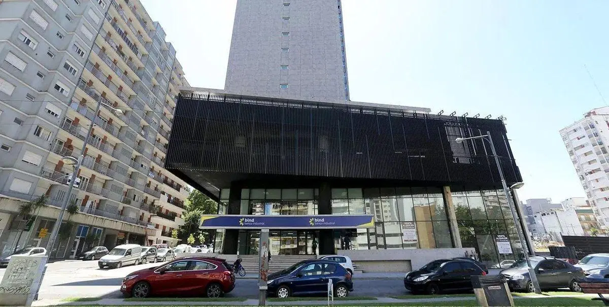 Venta 2 amb, c/cochera, ROYAL PARK, Zona La Perla 3