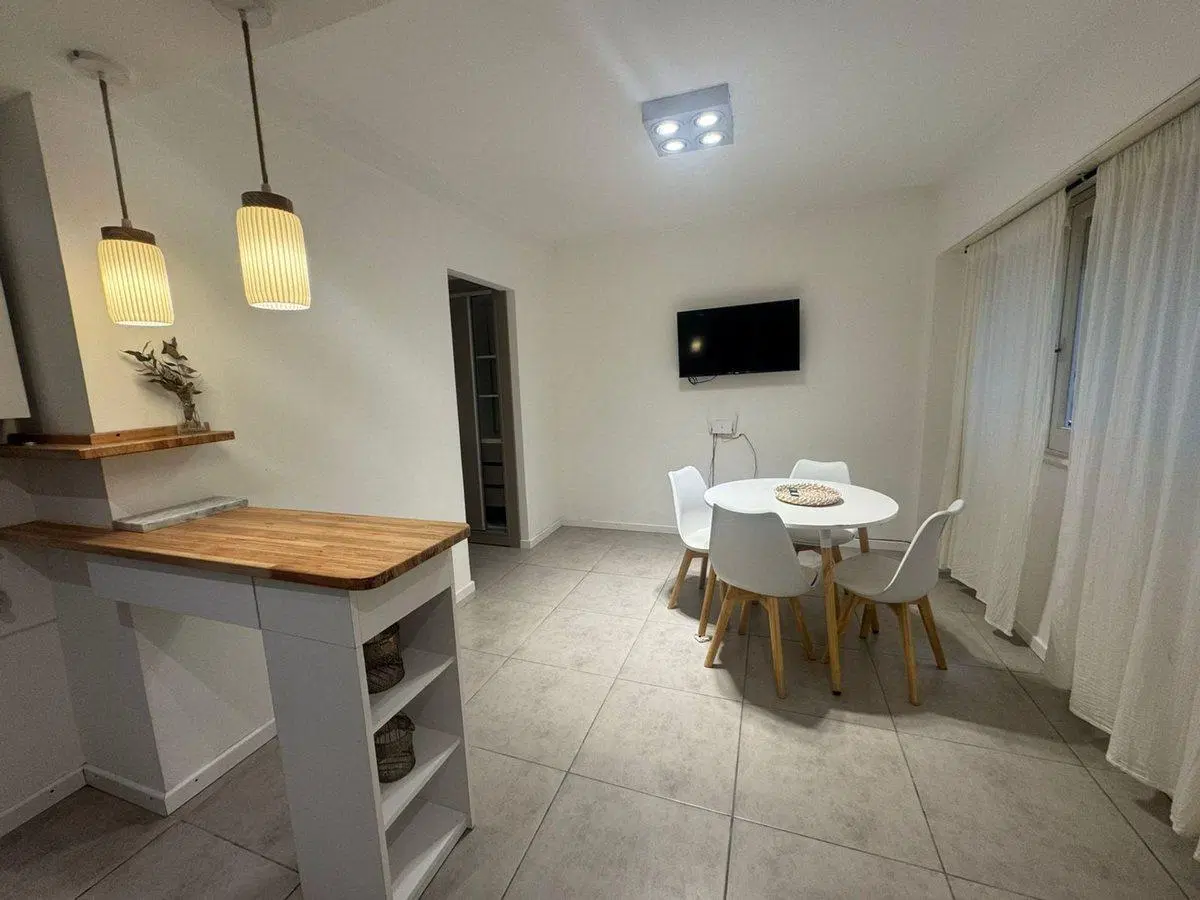 VENTA DEPARTAMENTO 2 AMB RECICLADO ZONA GUEMES 4