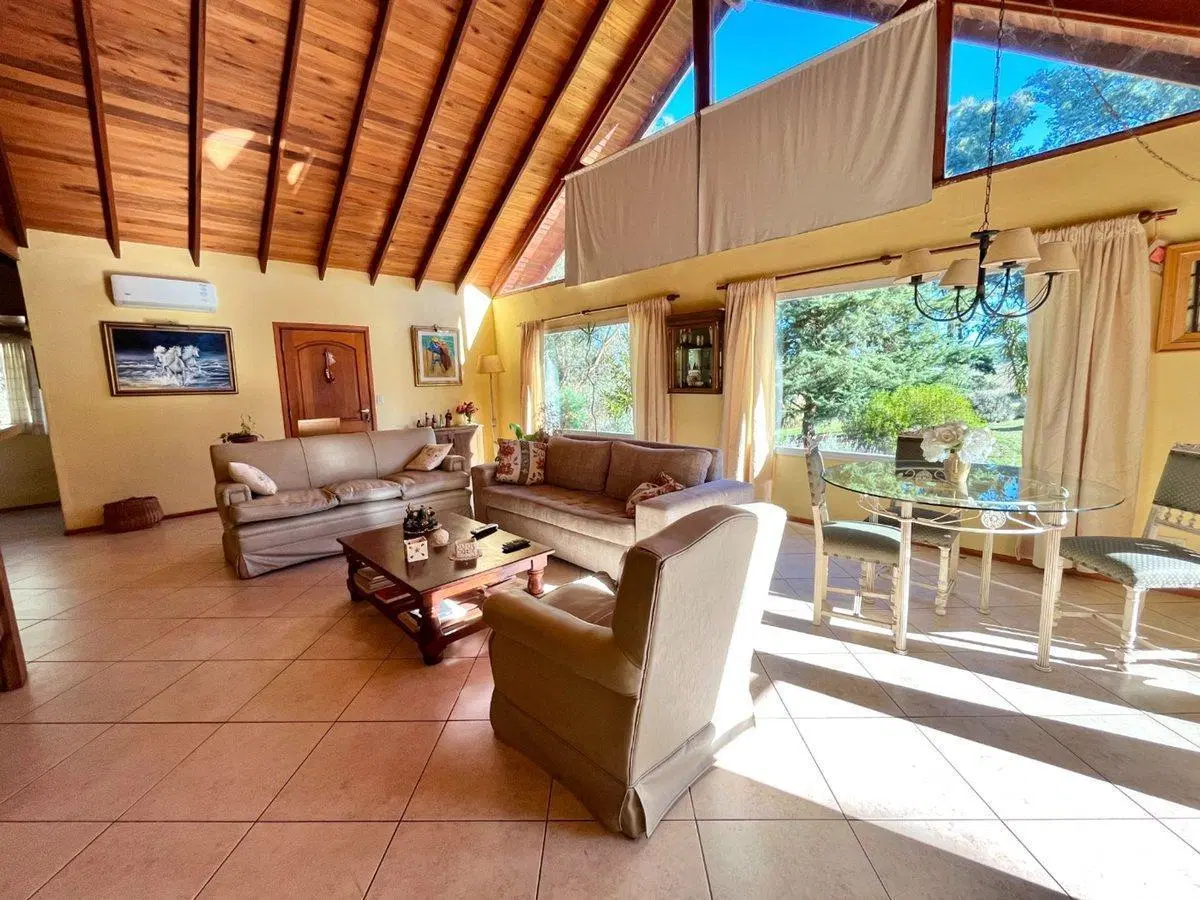 VENTA COMPLEJO DE CABAÑAS + 2 HECTAREAS 2