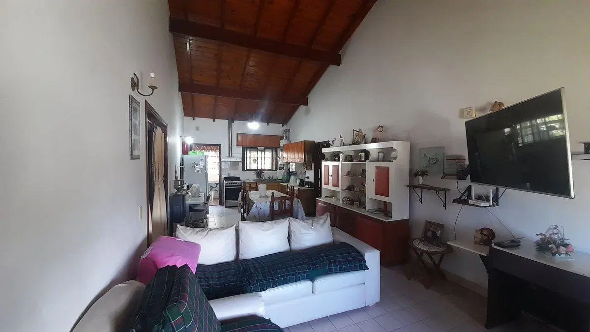 VENTA CASA 3 AMB CON GRAN PARQUE CERCA DE LA COSTA 3
