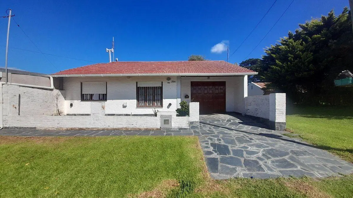 VENTA CASA 3 AMB CON GRAN PARQUE CERCA DE LA COSTA 8