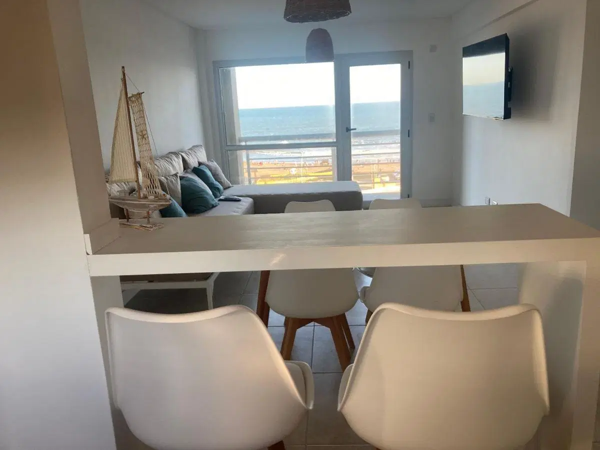ALQUILER DEPARTAMENTO 2 AMBIENTES FRENTE AL MAR 8
