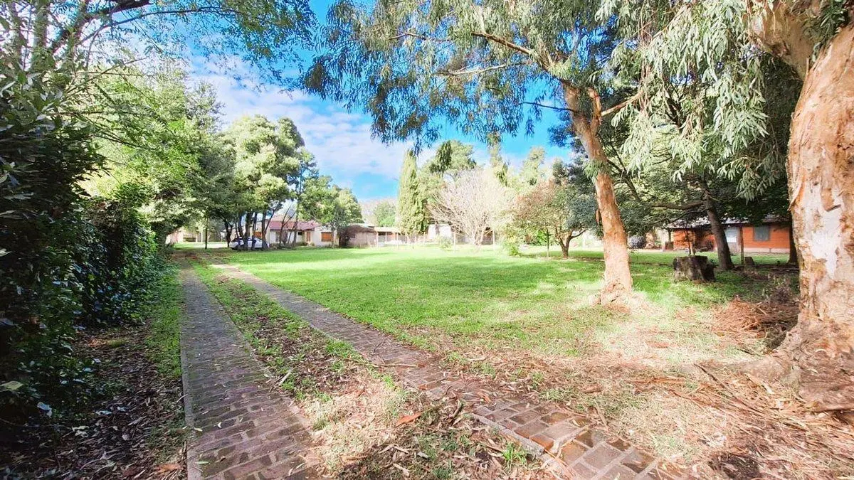 Venta Casa quinta 3 amb con quincho sobre ruta 5