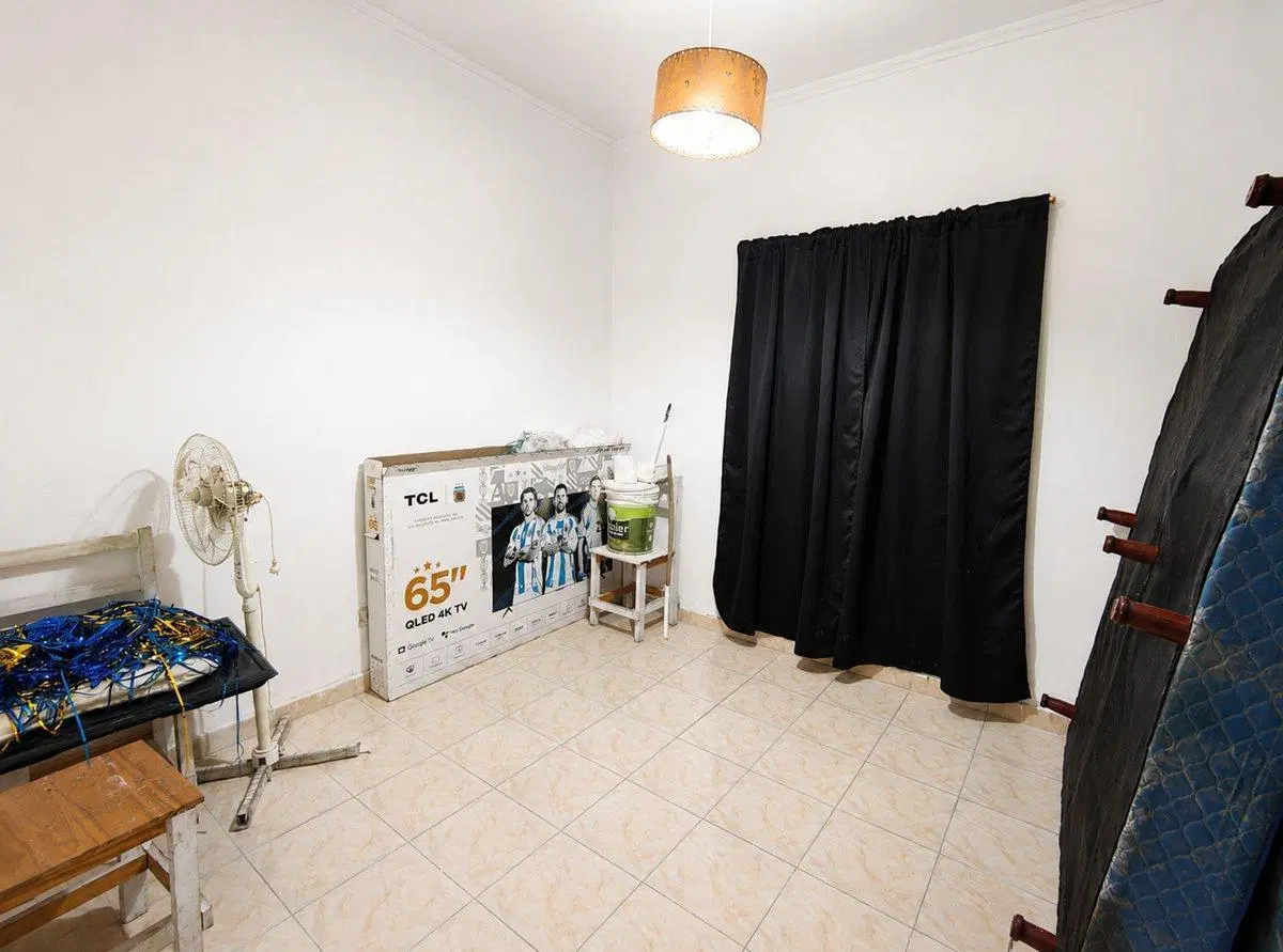 CASA EN VENTA 3 AMB, QUINCHO Y GARAGE DOBLE 4