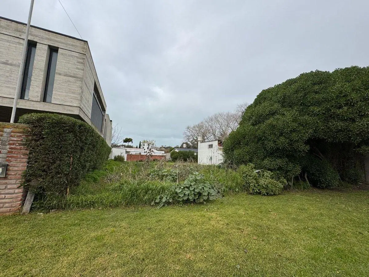 VENTA LOTE A 600 METROS DEL MAR 4