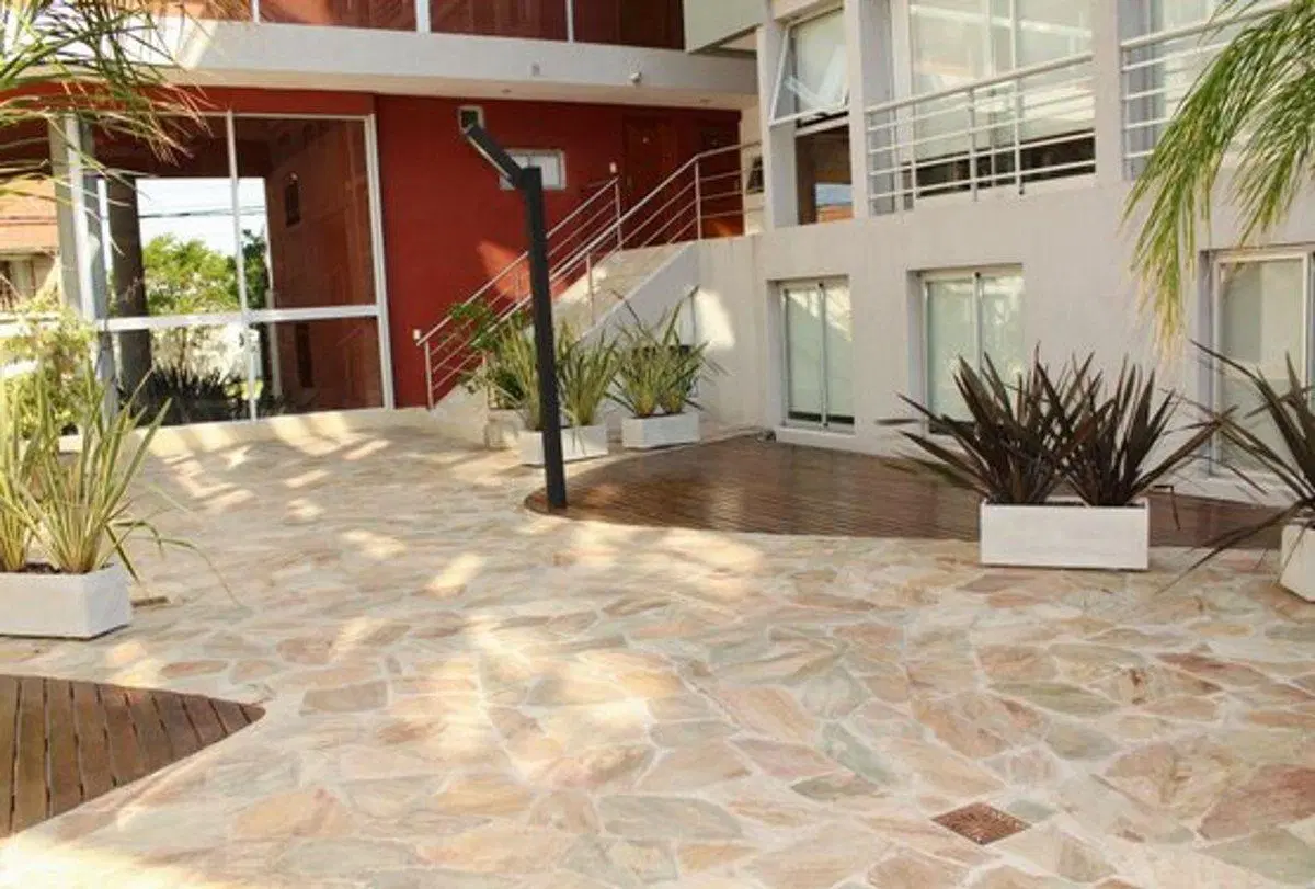 Venta departamento 2 amb. Punta Mogotes 200 m mar 4