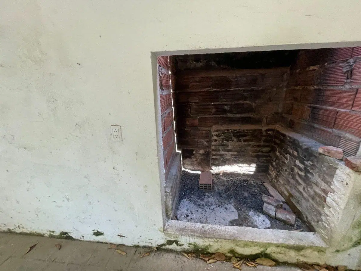 VENTA CASA 3 AMBIENTES A RECICLAR JARDIN QUINCHO 2
