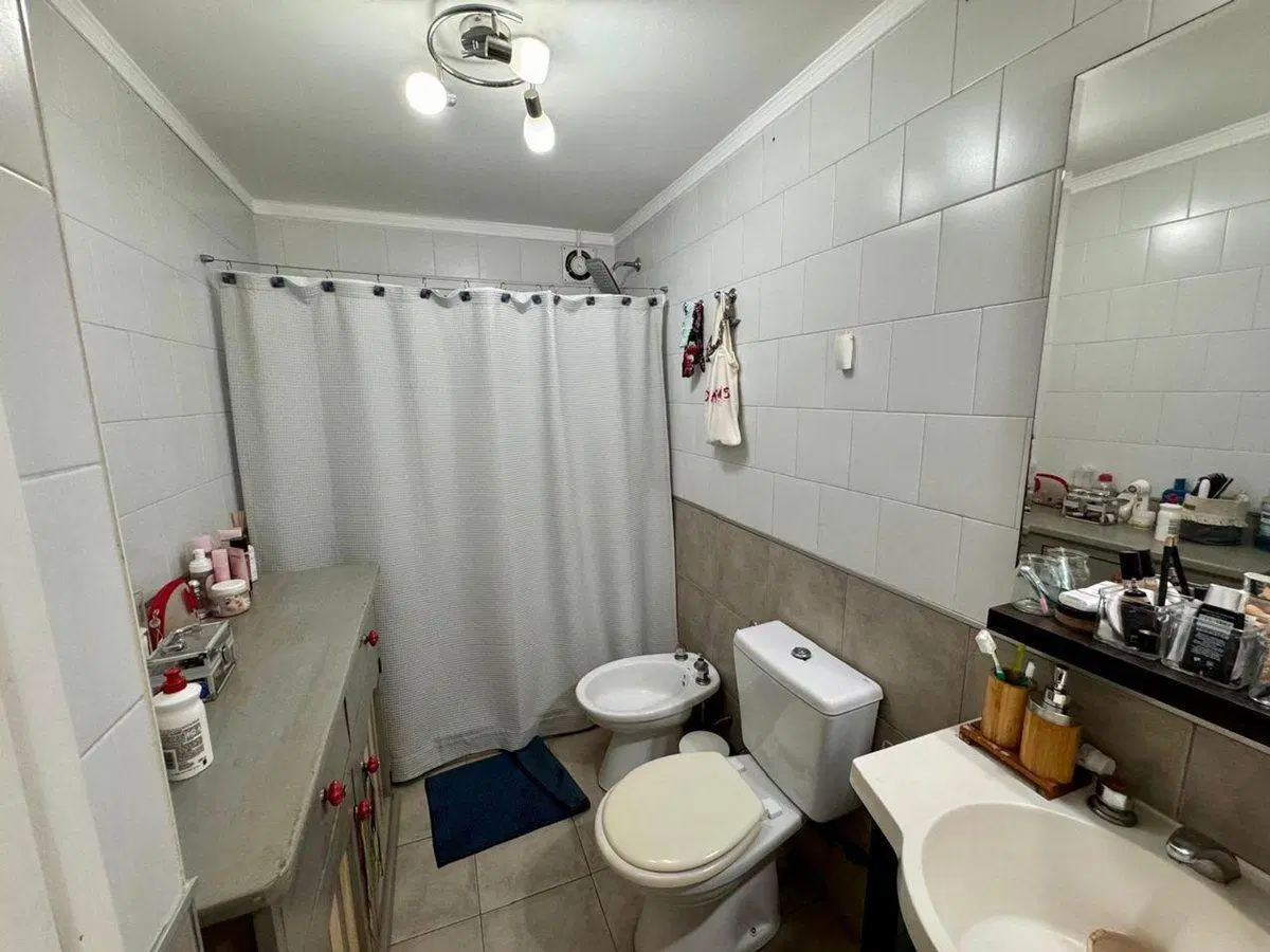 VENTA PH CONSTITUCION CON GARAGE Y PARRILLA 4