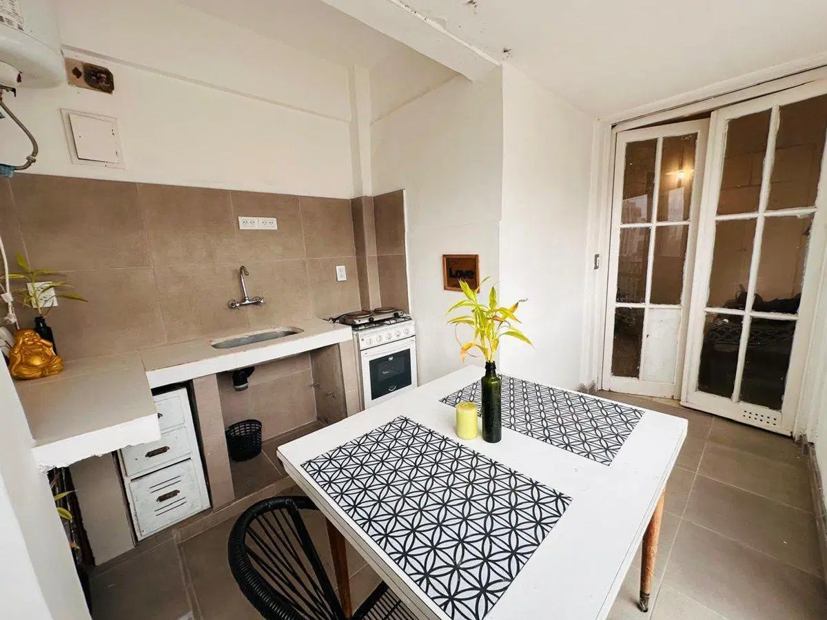VENTA DEPTO 2 AMB C/ DEPENDENCIA AL FRENTE 5