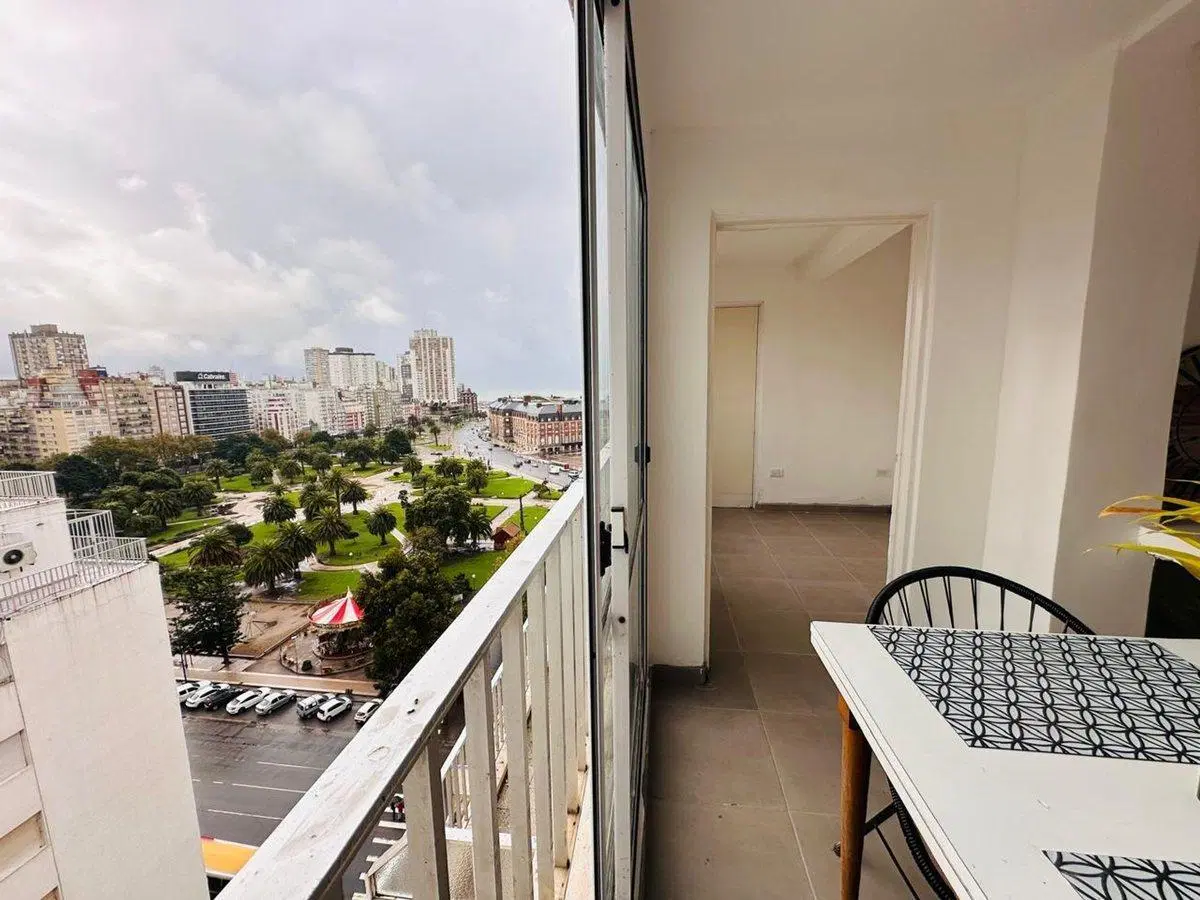 VENTA DEPTO 2 AMB C/ DEPENDENCIA AL FRENTE 4
