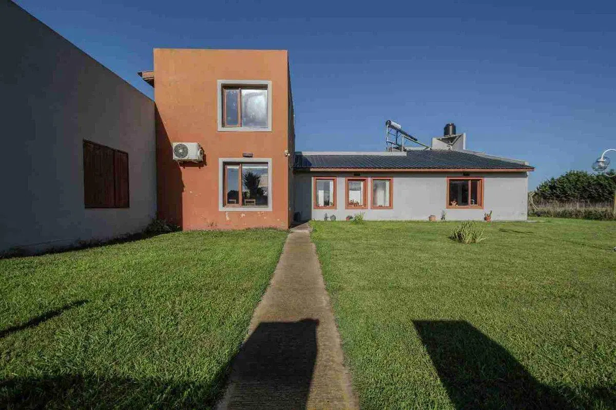 VENTA CASA CON PILETA EN ATLÁNTIDA SANTA CLARA 5