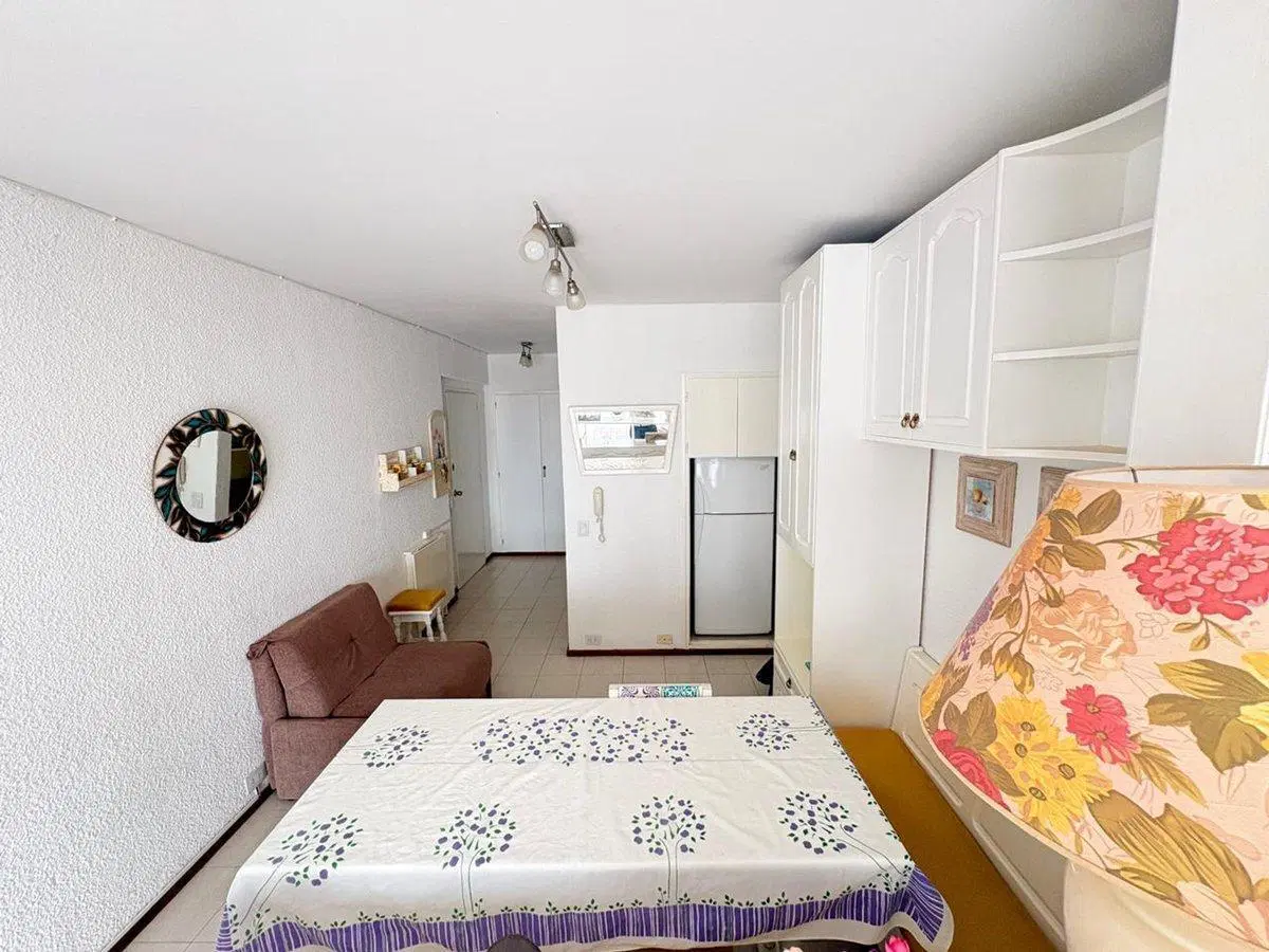 VENTA DEPTO MONOAMBIENTE PLAYA CLUB Miramar 3