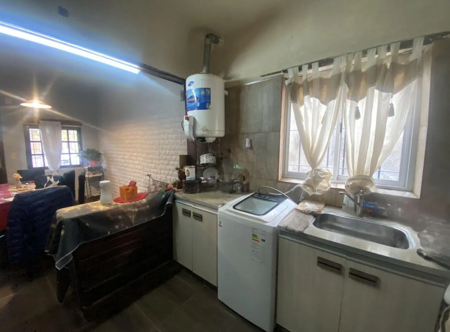 VENTA CASA 4 AMB C/JARDIN SAN MARTIN Y MALVINAS 3