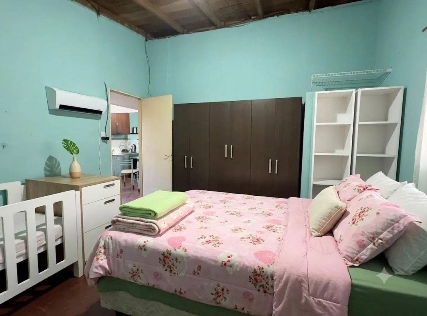 VENTA CASA CON 2 LOCALES - EL GAUCHO 2